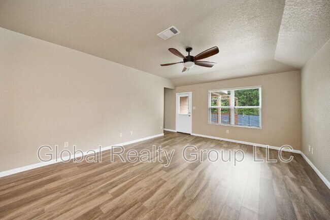 Building Photo - 14947 Cheshire Way
