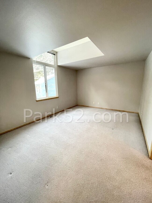 Building Photo - 6614 29th St Ct NW