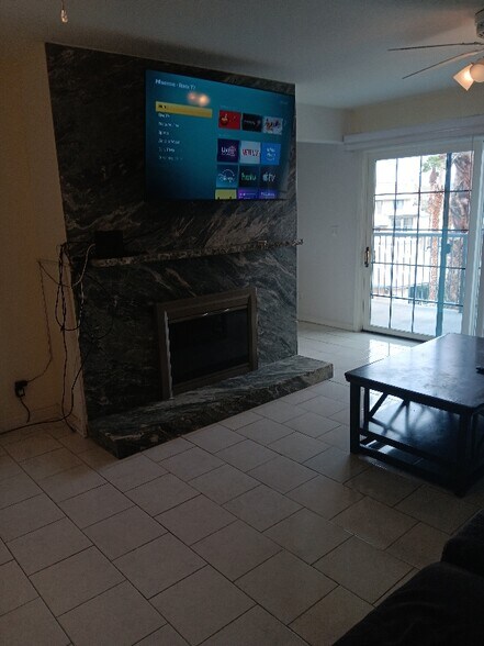 Building Photo - 1675 AZ-95