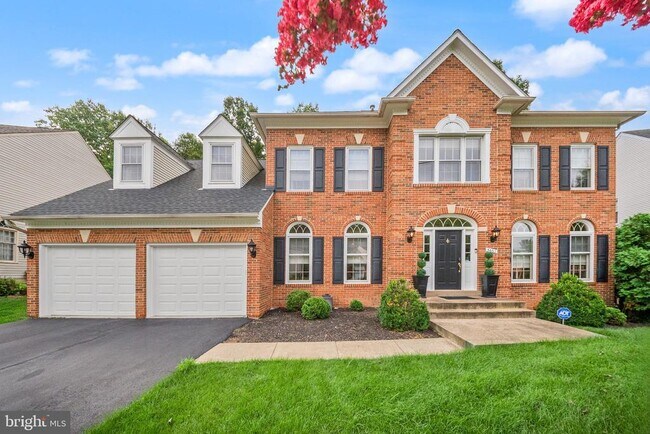 Building Photo - 5667 Lonesome Dove Ct
