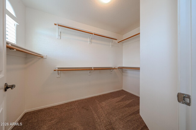 Building Photo - 9043 W Fullam St