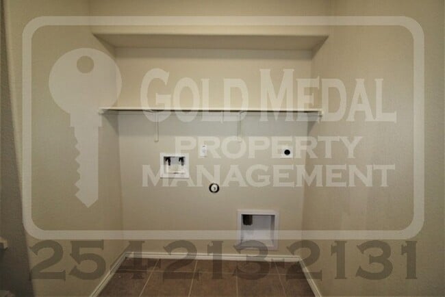 Building Photo - 6409 Cool Creek Dr