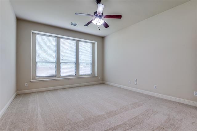Building Photo - 9555 Crown Ridge Dr