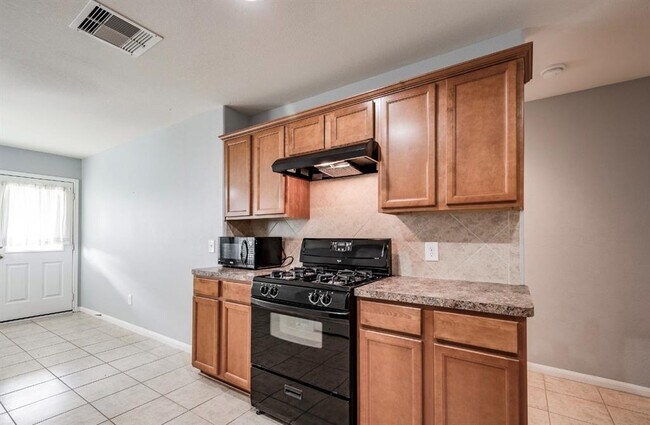 Building Photo - 4606 Pin Oak Creek Ln