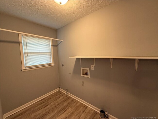 Building Photo - 1611 Diplomat Dr