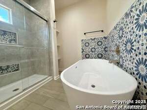 Building Photo - 2137 Fuller Dr