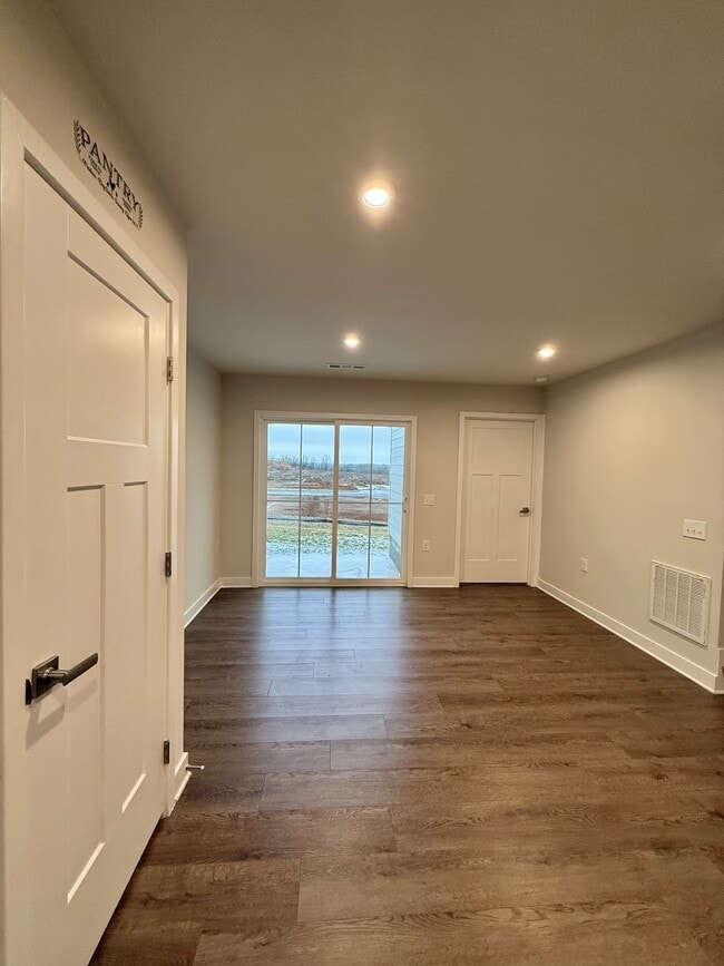 Building Photo - 1832 Goldsberry St