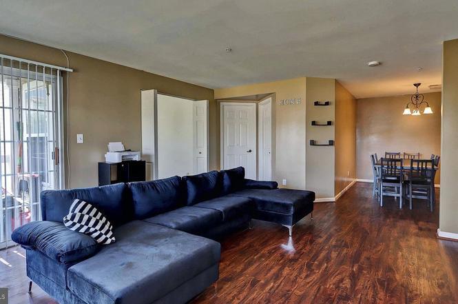 Building Photo - 8087 Lacy Dr