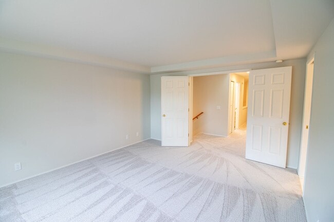 Building Photo - 4bd/2.75ba Sammamish Home