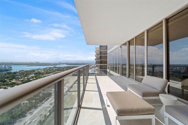 Building Photo - 9701 Collins Ave