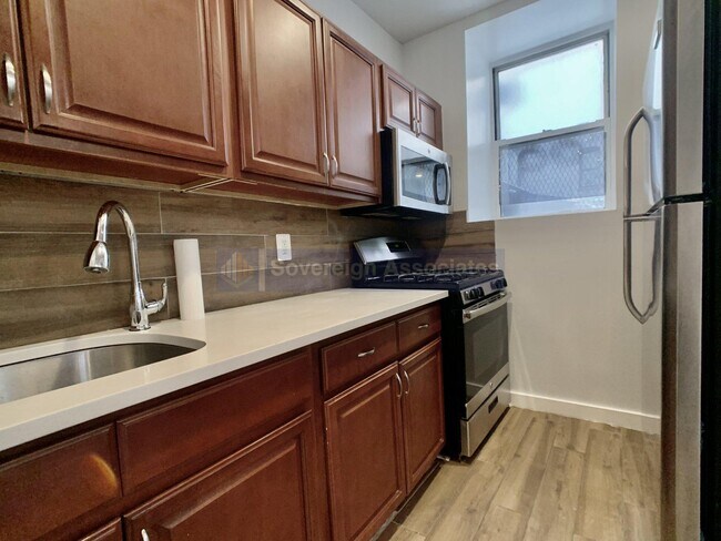 Building Photo - 600 West 196th Street