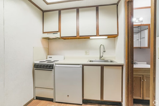 Building Photo - 3228 Brunswick-