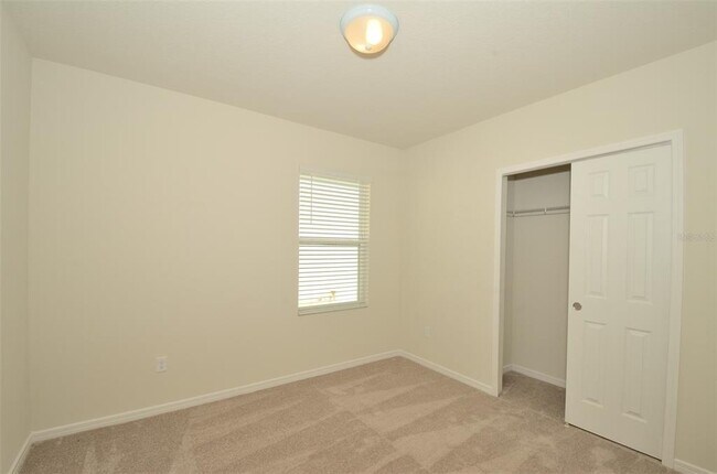 Building Photo - 1647 Aspen Ave