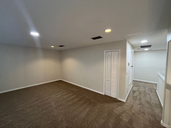 Building Photo - Corner Lot, 4 Bedroom Home with Pool at No...