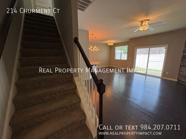 Building Photo - 214 Churment Ct