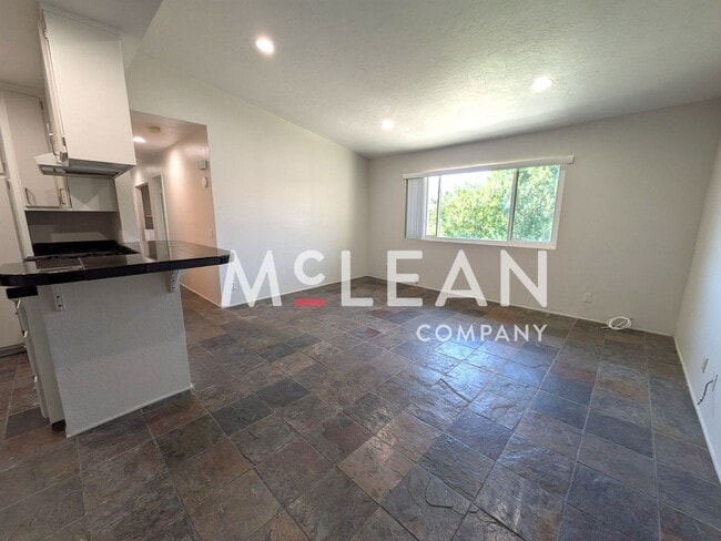 Building Photo - Wonderful 2-Bedroom at Great Price with Br...