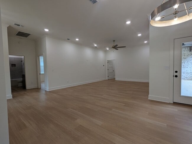 Building Photo - New Construction Home in Pleasant Grove Available for Lease!