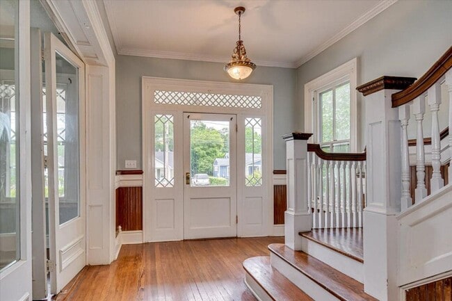 Building Photo - 1841 Ohio Ave