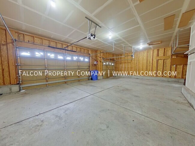 Building Photo - 8093 Fort Smith Rd
