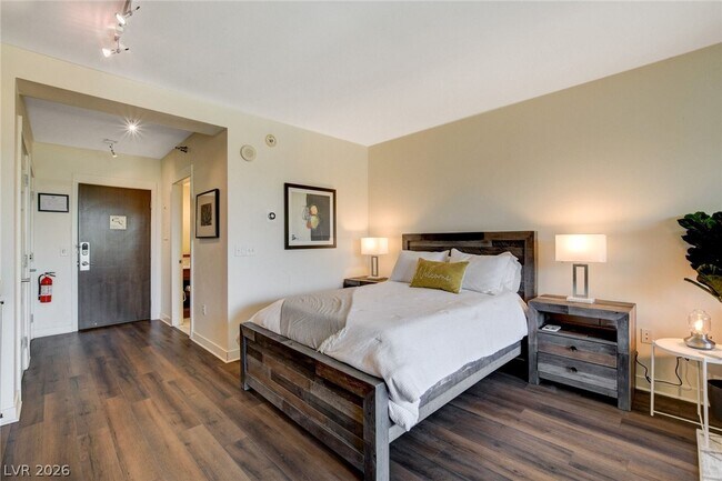 Building Photo - 29 Montelago Blvd