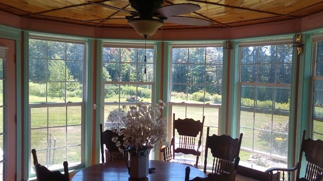 Interior Photo - 5375 23A Rt