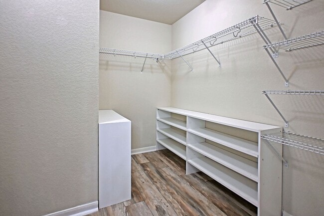 Building Photo - 934 Avery Pkwy