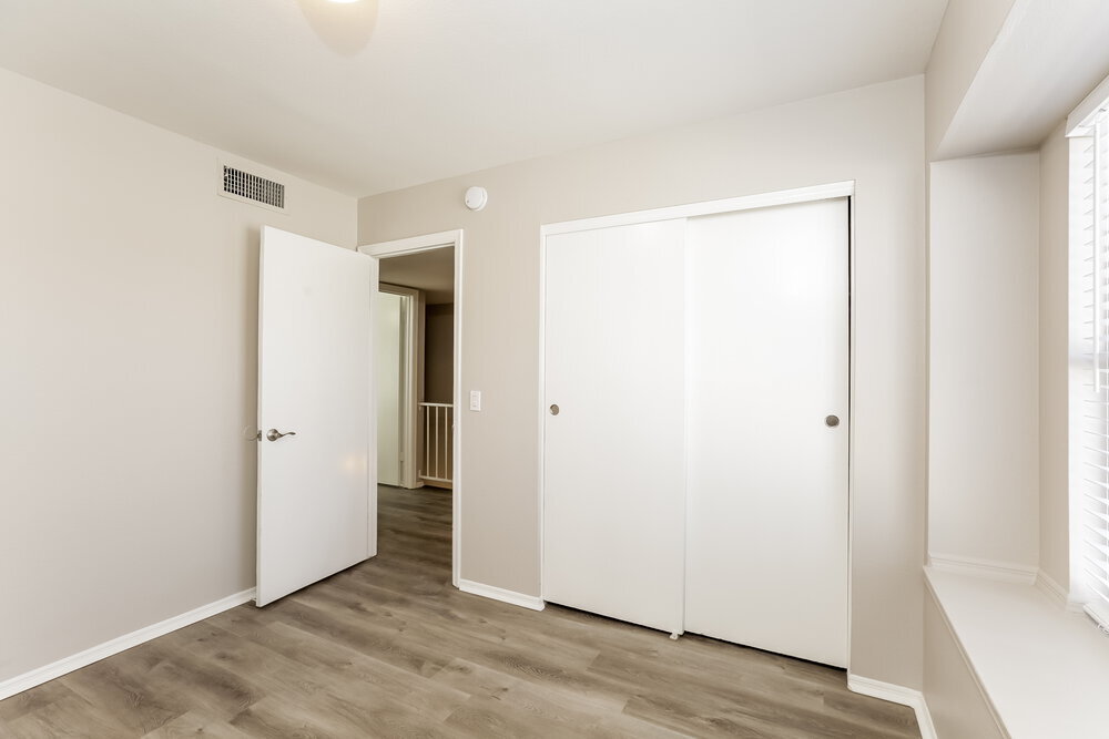 Building Photo - 4755 W Wahalla Ln