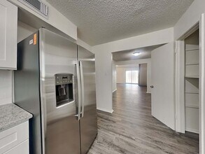 Building Photo - 16811 Tranquil Dr