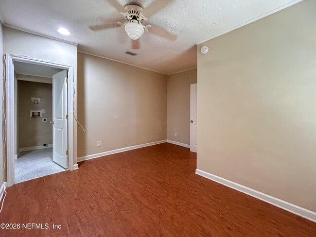 Building Photo - 3944 Boone Park Ave