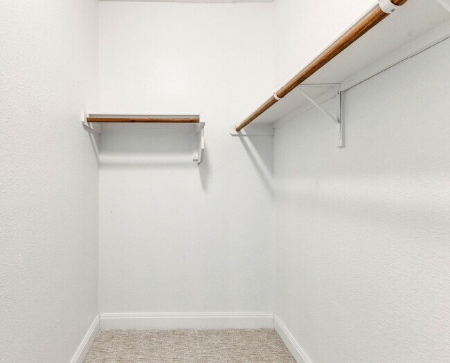 Building Photo - 217 Andele Way