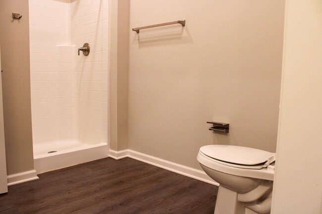 Building Photo - 3251 Redhawk St