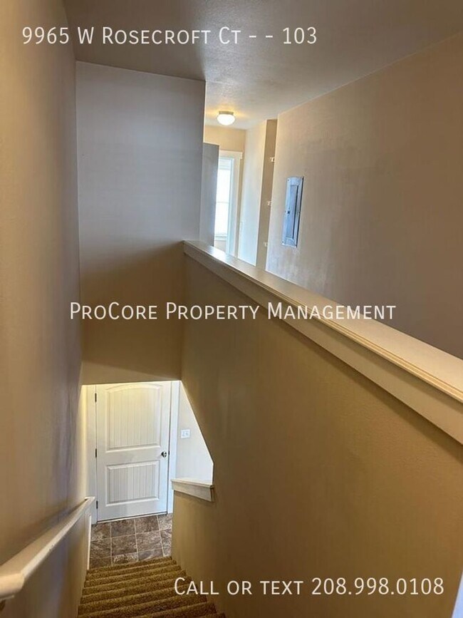 Building Photo - 9825 W Rosecroft Ct