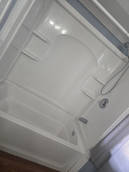 Building Photo - 8330 Clough Pike