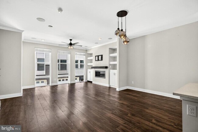 Building Photo - 1013 S Taylor Ct