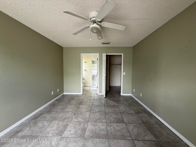 Building Photo - 3506 Egret Dr