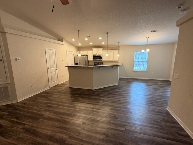 Building Photo - 4957 Wabash Pine Ct