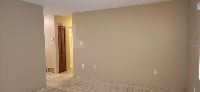 Building Photo - 6335 Alaska Ave