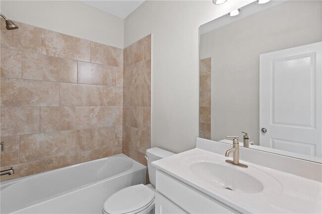 Building Photo - 6023 Skellig St