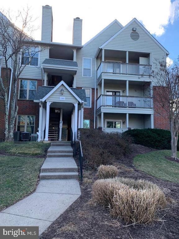 Building Photo - 12161 Penderview Terrace