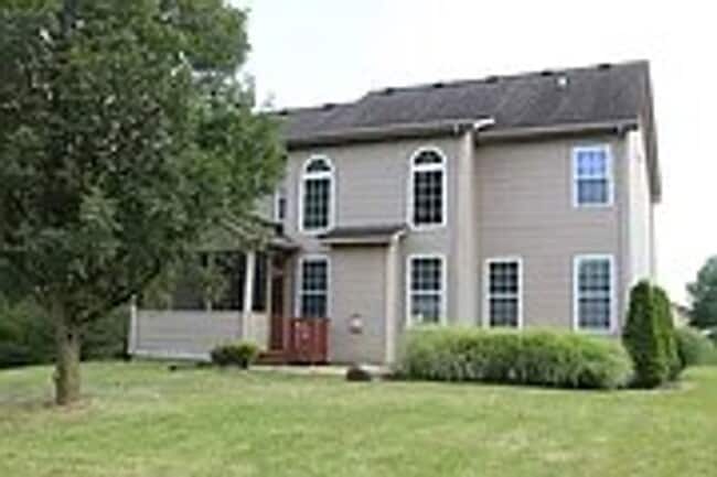 Building Photo - Beautiful 5 Bedroom Plainfield Home for Rent
