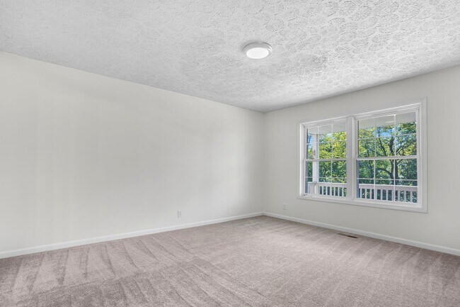 Building Photo - 3352 Mahlon Moore Rd