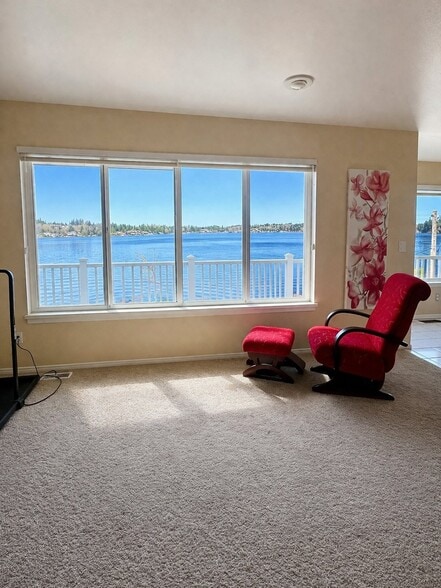 Building Photo - 230 116th Ave NE