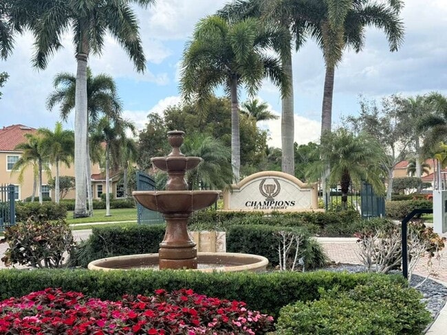 Building Photo - 3 Bed + Flex, 3 Bath 2,686 Sq Ft - Top Floor Coach Home