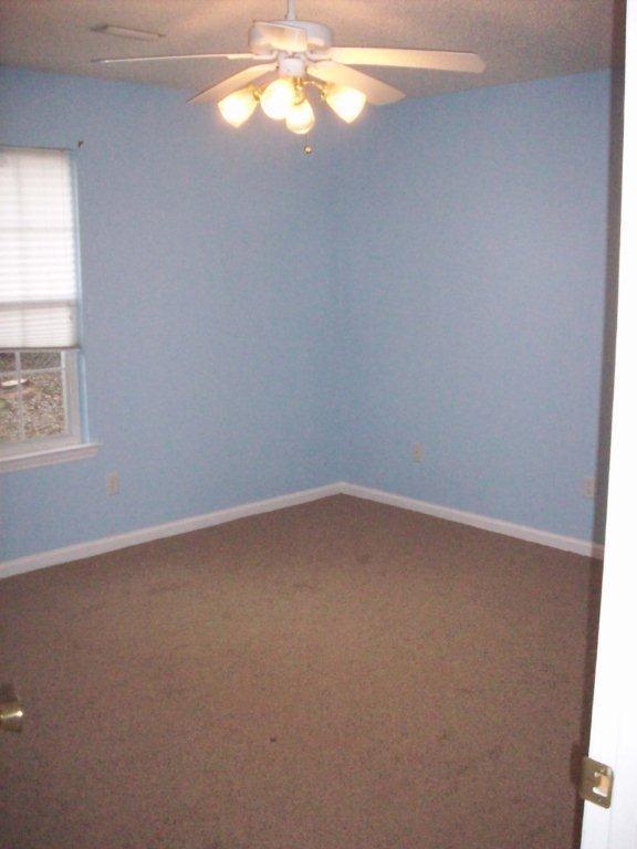 Building Photo - 312 Tharpe Dr