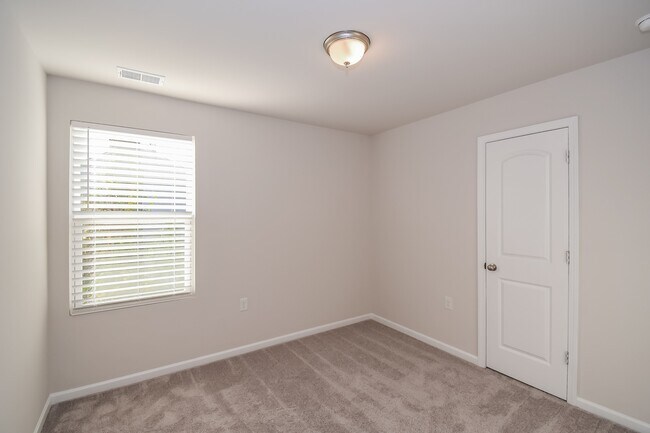 Building Photo - 222 Saddle Brooke Trce