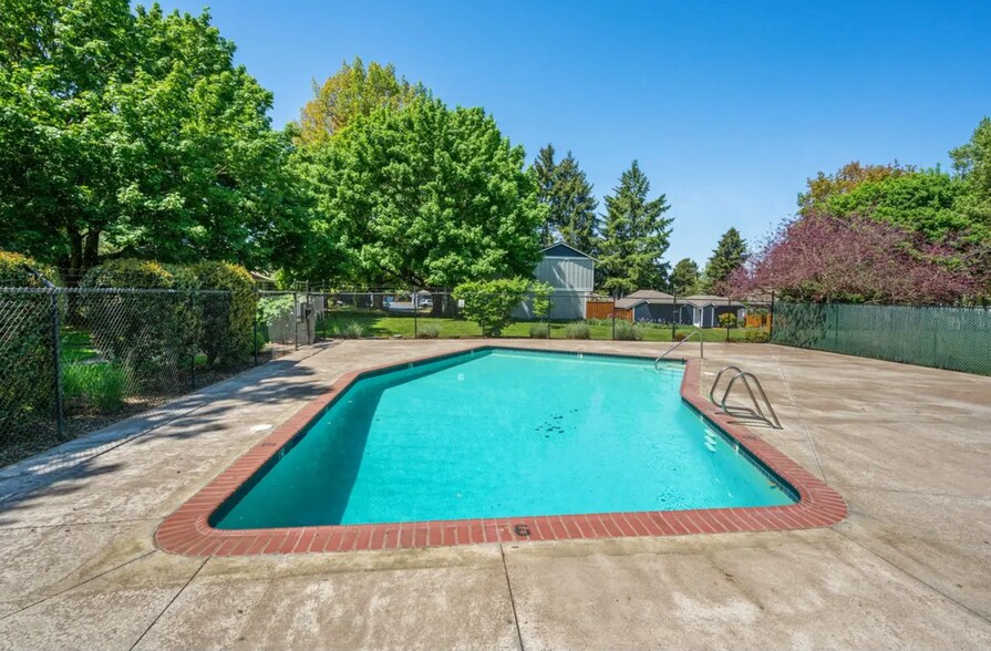 common pool - 8504 SW Mohawk St