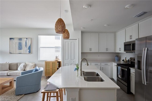 Building Photo - 5629 Double Eagle Cir