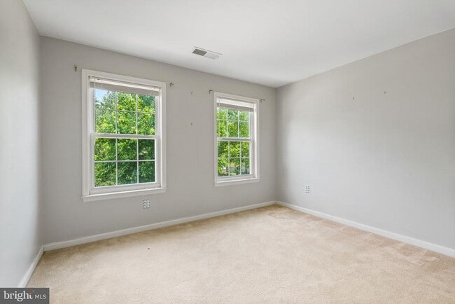 Building Photo - 11405 N Star Dr
