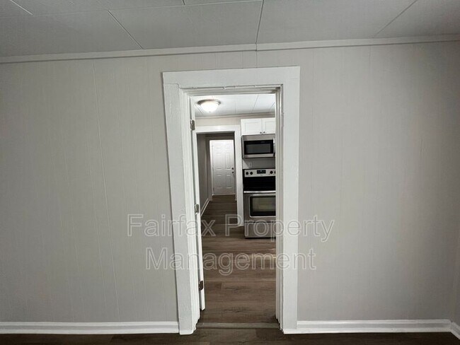 Building Photo - 2609 Ashe St