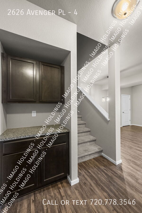 Building Photo - 2626 Avenger Pl